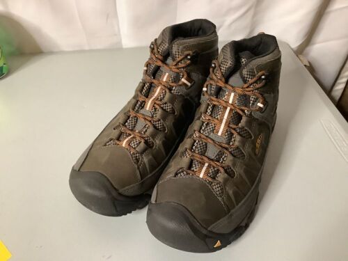 Keen Men's Hiking Boots, 10.5, Ecommerce Return - Lot 235