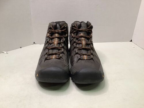Keen Men's Hiking Boots, 11, Ecommerce Return - Lot 258