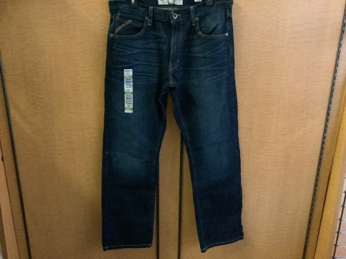 Ariat Men's Jeans 34x32, Appears New - Lot 317