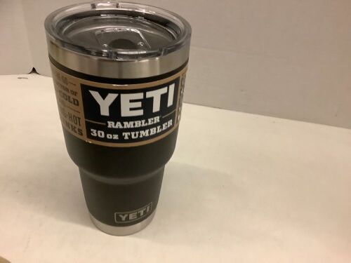 Yeti Rambler 30oz Tumbler, Lid Broken, Ecommerce Return - Lot 372
