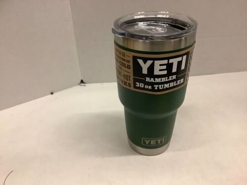 Yeti Rambler 30oz Tumbler, Appears New, Lid Broken - Lot 409