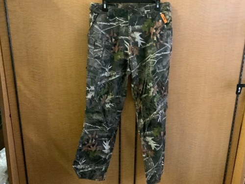 SHE Camo Pants, Large, Appears New - Lot 459