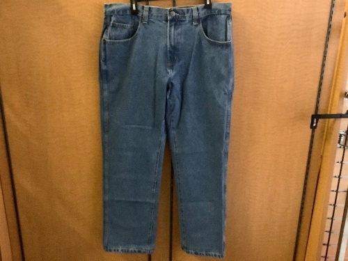 Red Head Men's Jeans 38x32, Appears New - Lot 468