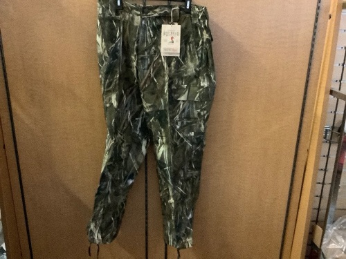 Red Head Men's Silent Hide Pant, XL/32, Appears New - Lot 484