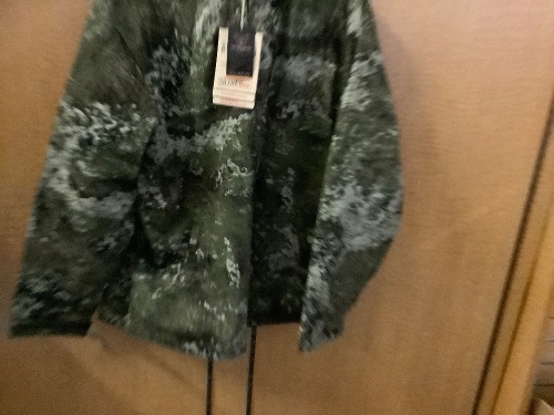 Red Head Insulated Silent Hide Men's Jacket, XLarge, Appears New - Lot 492