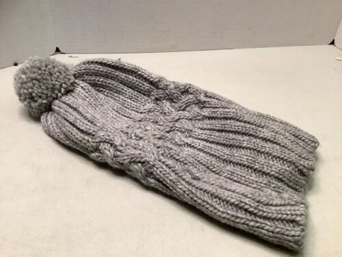 Columbia Hidaway Haven Beanie, Appears New - Lot 510