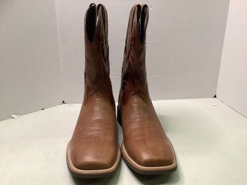Ariat Men's Boots, 10, Ecommerce Return - Lot 512