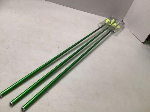 Victory Archery Victory Ares Youth Arrows - Green, Feathers Damaged, Ecommerce Return - Lot 530