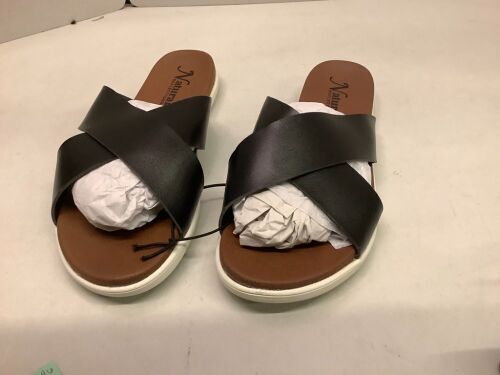 Natural Reflections Women's Sandals, 10, Appears New - Lot 566