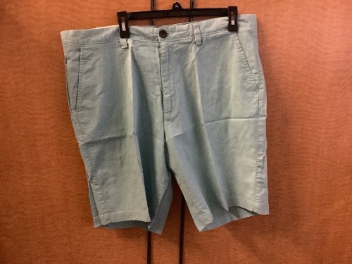 Bob Timberlake Men's Shorts, 40, Appears New - Lot 626