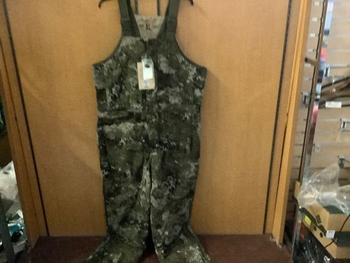 Red Head Insulated Silent Hide Men's Bib, XLarge, Appears New - Lot 628