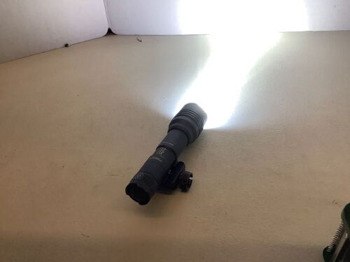 Iprotec Rail Mount Streamlight, Powers On, Ecommerce Return - Lot 649