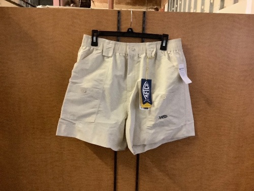 American Fishing Tackle Co. Original Fishing Shorts, 36, Appears New - Lot 658