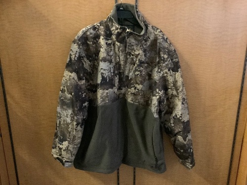 Men's Fleece jacket, XL, Appears New - Lot 679