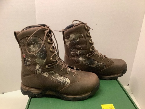 Danner Pronghorn Men's 13, Appears New - Lot 774