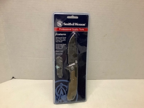 Smith & Wesson Pocet Knife, Ecommerce Return - Lot 865
