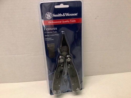 Smith & Wesson Professional Quality Tools, Ecommerce Return - Lot 958