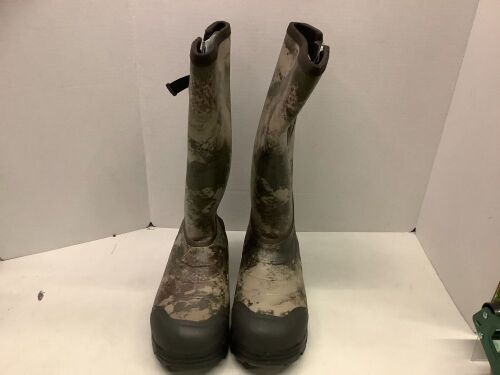 Men's Zoned Comfor Trac 800 Gram Rubber Boots, Men's 10, Appears New - Lot 975
