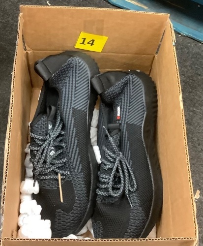 Slip Resistant Safety Toe Shoes - Lot 14