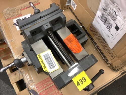 Bench Vise - Lot 439