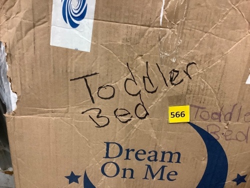 Toddler Bed - Lot 566