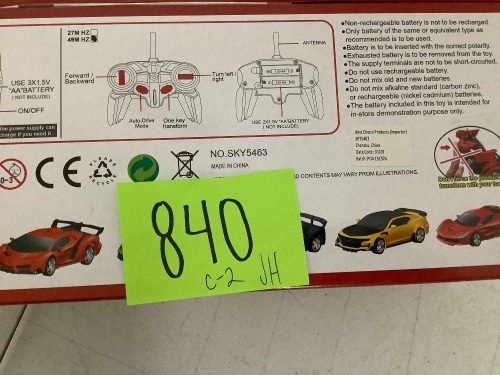 Set of 2 1/18 Scale RC Remote Control Transforming Robot Car Toys - Lot 840