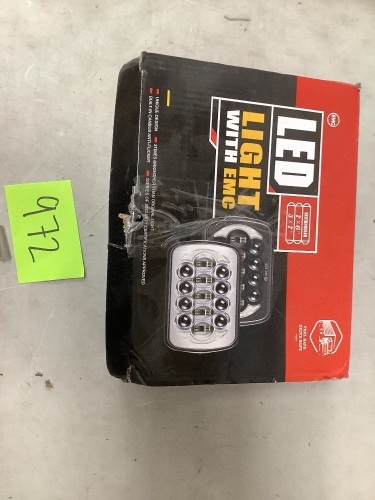 LED Light With EMC - Lot 972