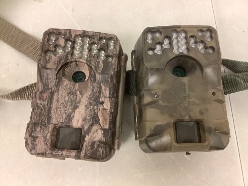 Lot of (2) Trail Cameras, Untested, E-Commerce Return - Lot 110