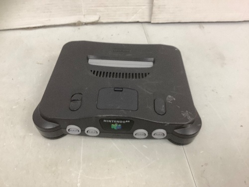 Nintendo 64, Missing Cords, E-Commerce Return - Lot 175