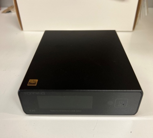 TOPPING E30 Digital-to-Analog-Converter, Powers Up, Appears New, Retail 149.00 - Lot 315