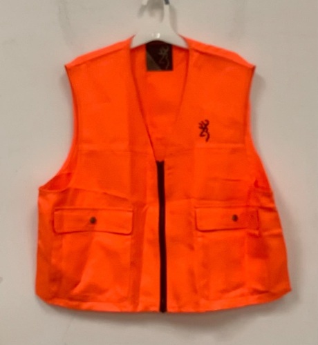 Browning Blaze Vest, M, E-Commerce Return - Lot 359