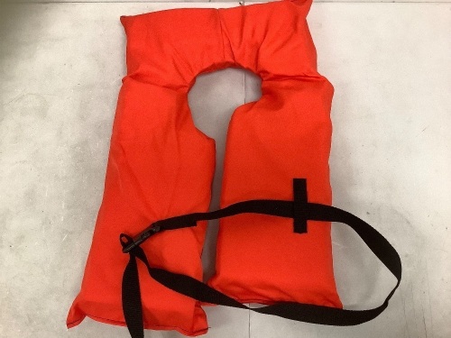 Adult Universal LifeJacket, E-Commerce Return - Lot 405