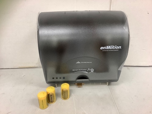 Georgia Pacific Auto Towel Dispenser, New - Lot 421