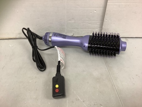 Volumizing Blowout Breeze Brush, Appears New - Lot 466