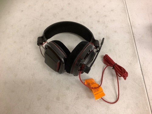Plantronics GameCom 780 Gaming Headset, Powers Up, E-Commerce Return - Lot 530