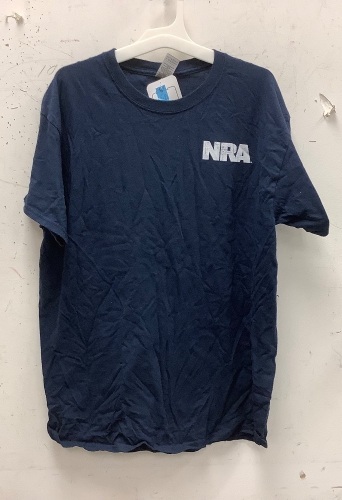 Mens T-Shirt, Large, E-Comm Return - Lot 588