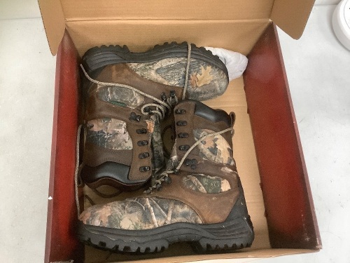 SHE Women's Boots, 7M, E-Commerce Return, Sold As-Is - Lot 601