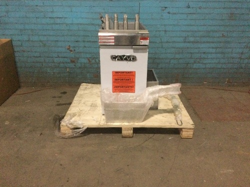 CAYVO 50-lb 2-Basket Commercial Deep Fryer. Liquid Propane. Appears New - Lot 39