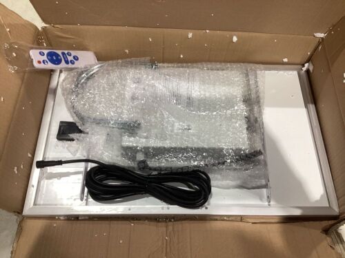 300W LED Solar Flood Light 24000Lumens Outdoor IP67 Waterproof with Remote Control Security Lighting - Solar Panel is Shattered - Lot 105