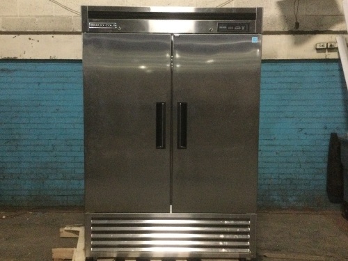 maxx Cold MCF-49FDHC 54" Double Door Energy Star Reach-In Freezer, Bottom Mount. For Repair. Does Not Get Cold - Lot 135
