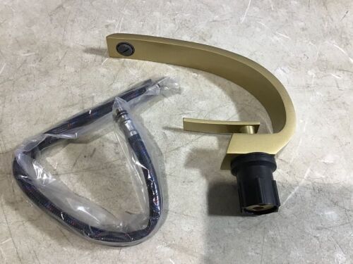 Wovier Curved Design Faucet  - Lot 670