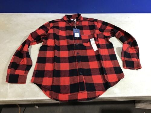 Case of (13) Universal Thread Long Sleeve Flannels, Multiple Sizes  - Lot 1133