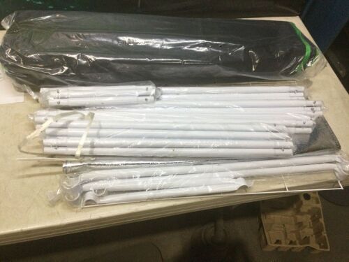 MEARTEVE Reflective Grow Tent  - Lot 186