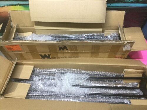 Lot of (2) WEN TL28B 28-Inch Mid-Century Modern Satin Black Hairpin Table Legs, 1/2″ Diameter, Set of 4 - Lot 247