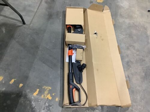 WEN 4019 6-Amp 8-Inch Electric Telescoping Pole Saw - Lot 550