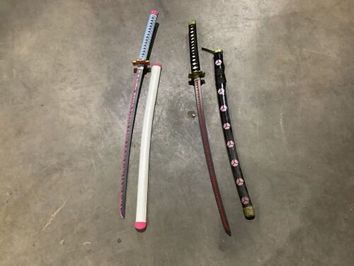 Lot of (2) Samurai Swords  - Lot 769