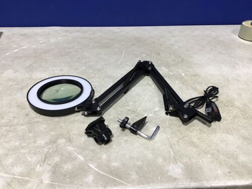 Magnifying Lamp with Clamp  - Lot 829