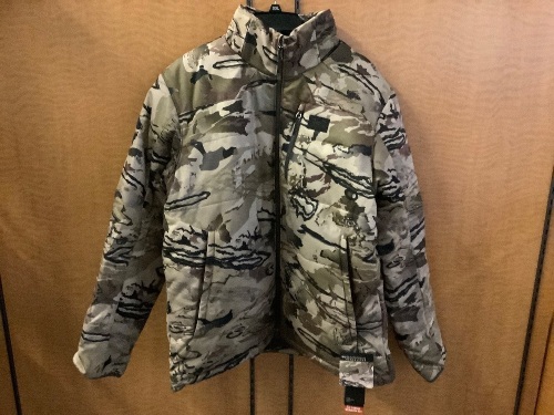 Under ARmour Men's Coat, Large, Appears New - Lot 45