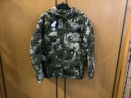 Instinct Super Warm Puffy Coat, Men's Medium, Appears New - Lot 55
