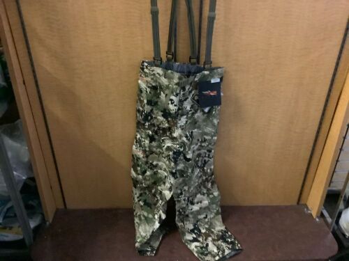 Sitka Cloudburst Pant, Men's Large, Appears New - Lot 62